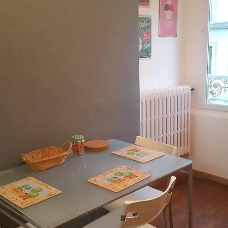 Trois Couronnes Apartment